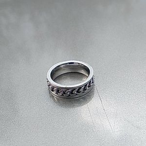 Spikes stainless steel chain ring